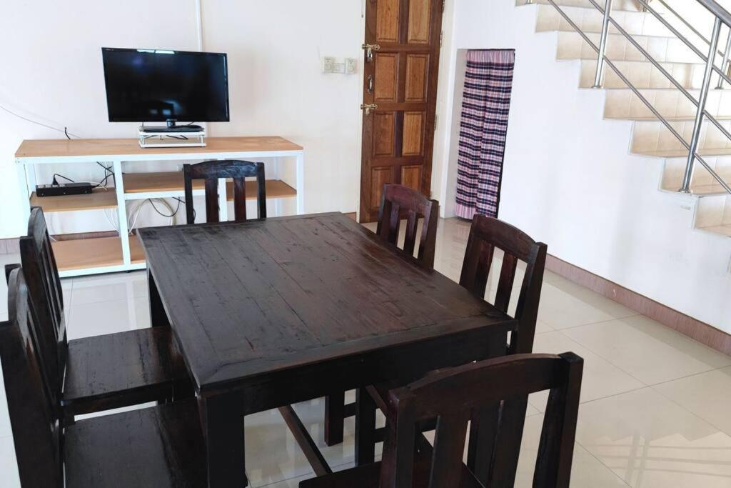 Villa Big Whole Peaceful House Udon Thani